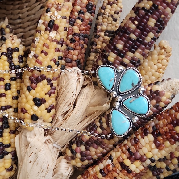 Amazing Native American Handmade Kingman Turquoise Butterfly Necklace 🩵🦋💙🎁 - Picture 13 of 16